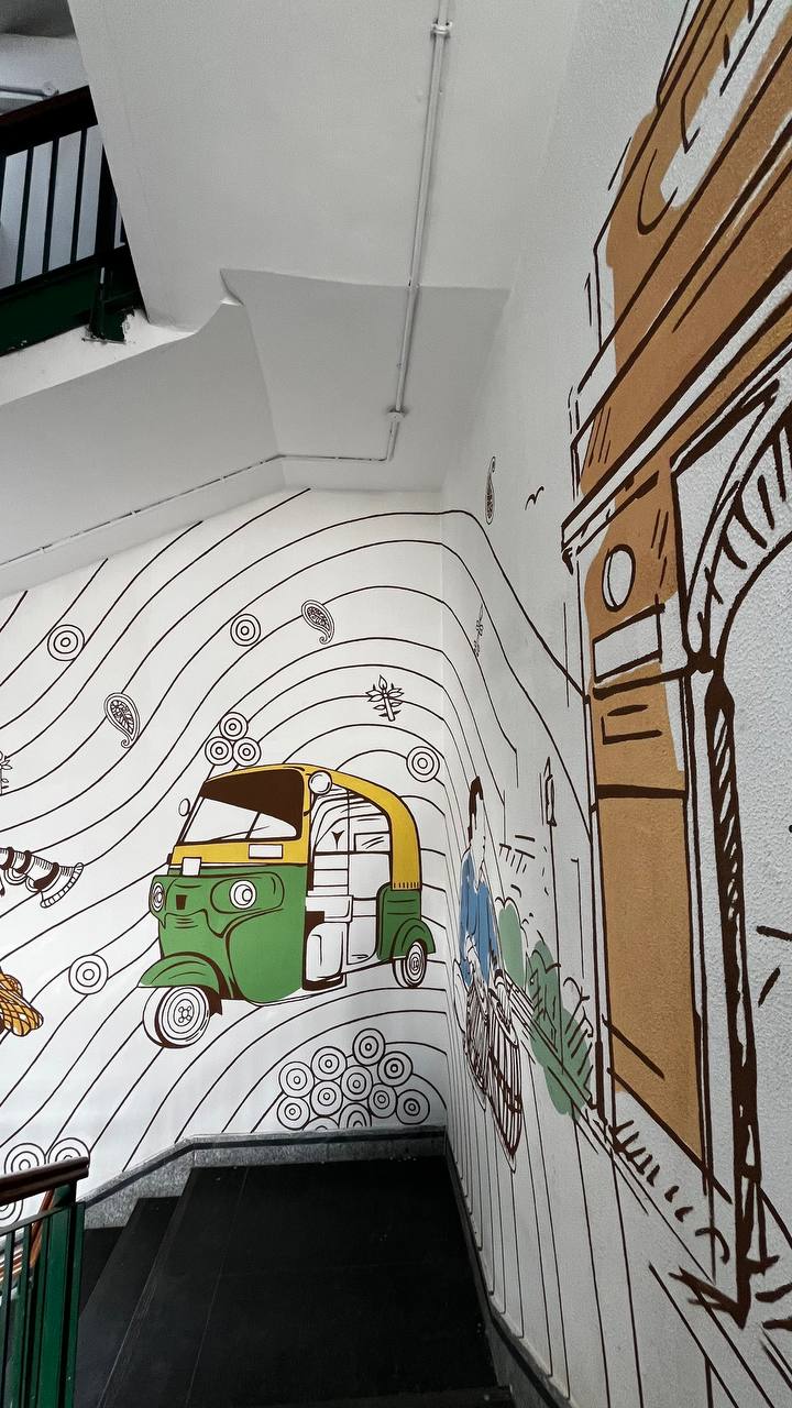 photo_6210716555231217880_y